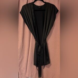 Elegant Black Victorias Secret Satin Women's Robe size Small